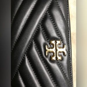 NEW! Tory Burch wallet